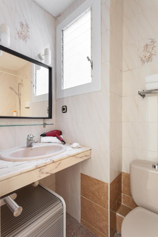 ロスピタレート・デ・リョブレガートApartamento Con Encanto, Luminoso Y Tranquiloアパートメント エクステリア 写真